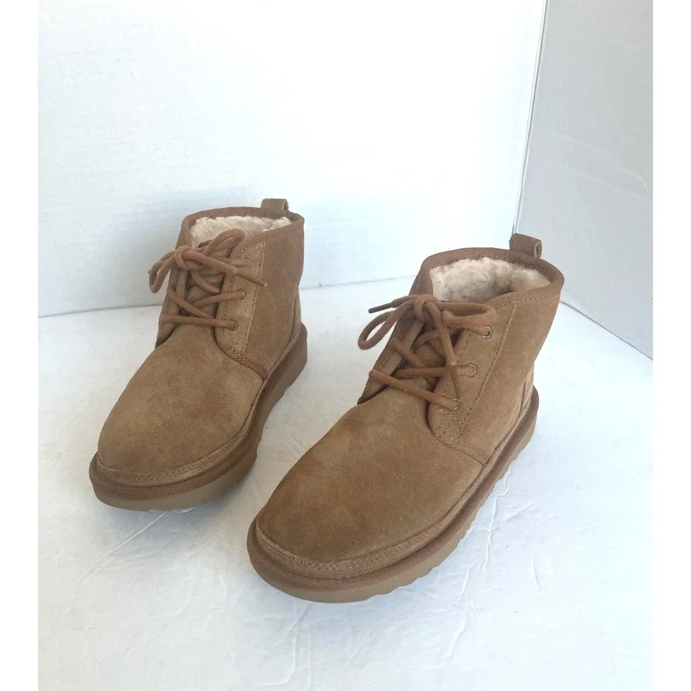 NWOT UGGS Neumel lI Suede Kids Brown Cream High Top Lace Up Chukka Bootie Boot 3